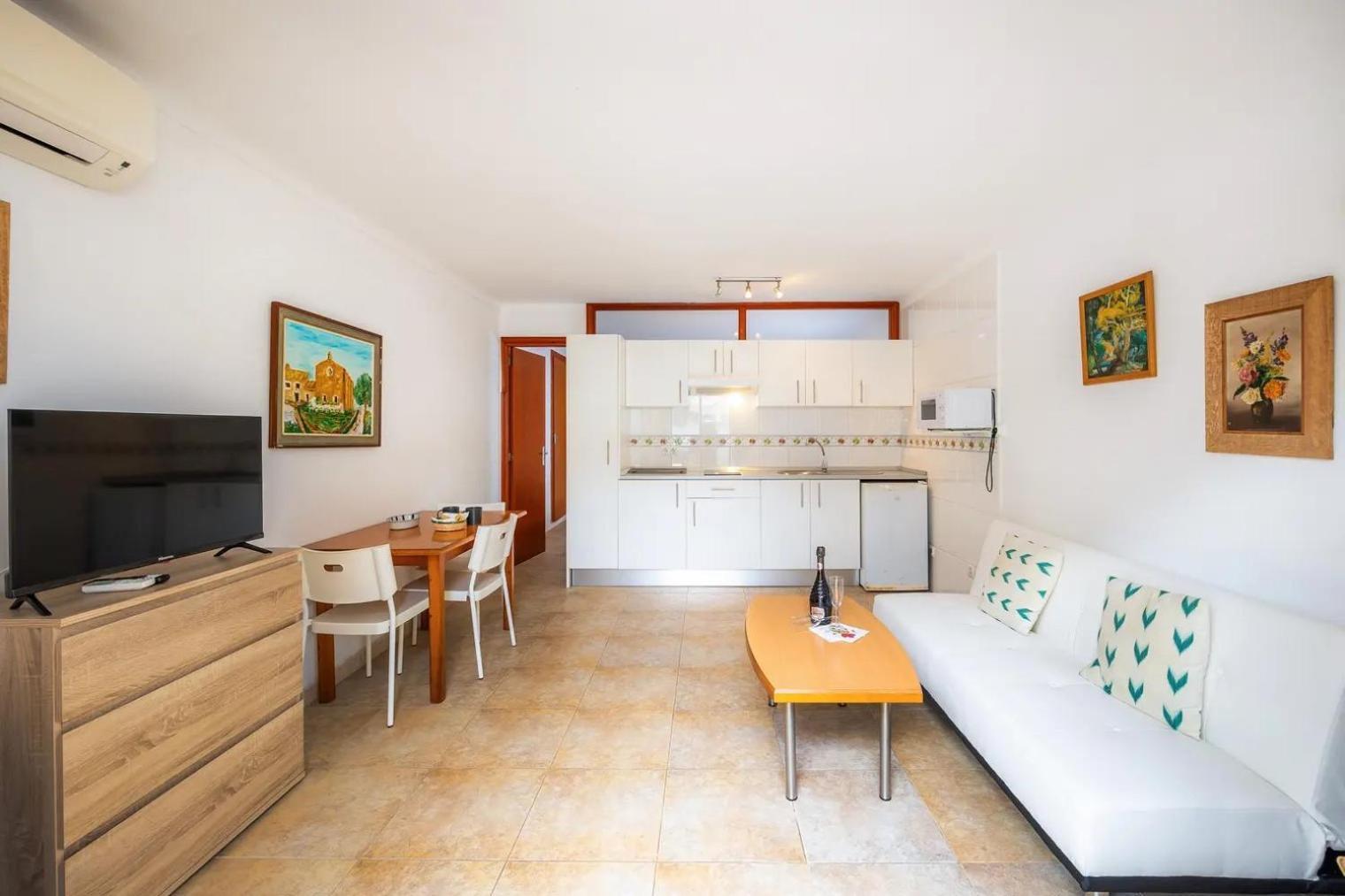 Apartamentos Mhm Cala Ratjada  Exterior photo